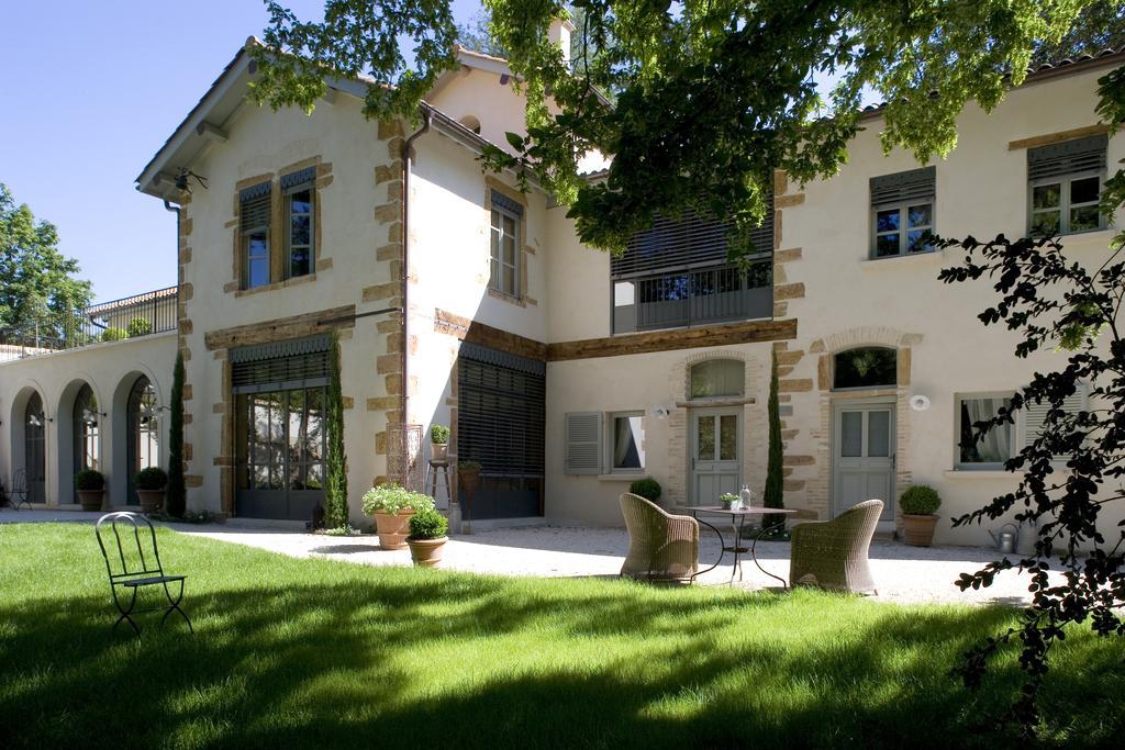 Les Hautes Bruyeres Écully Exterior foto